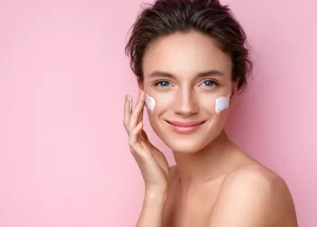 Nemlendiriciler Nasıl Kullanılır? Hangi Cilde Hangi Ürün?