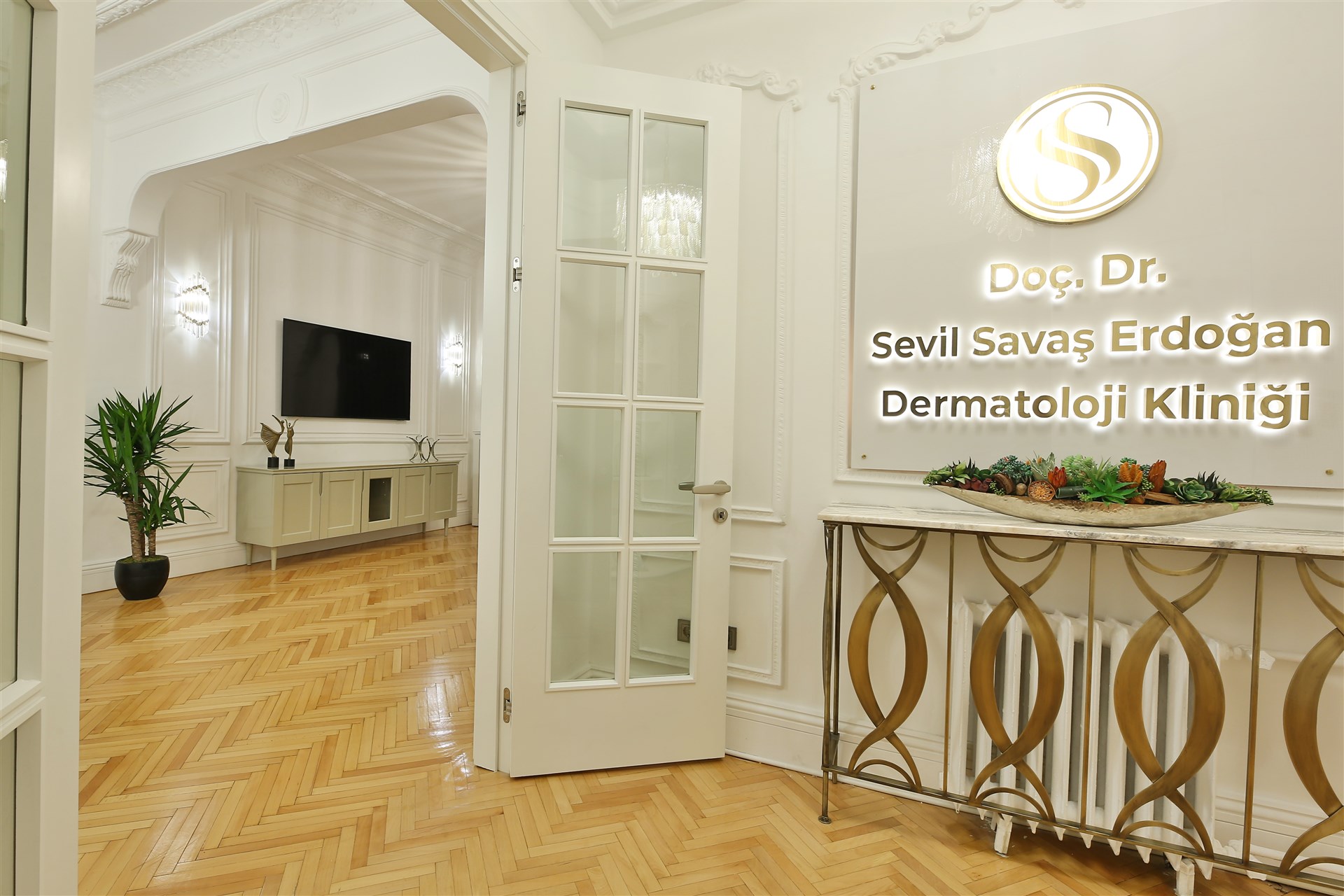Dermatoloji Klinigi 4
