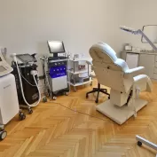 Dermatoloji Klinikleri