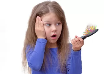 Çocuklarda Saç Dökülmesi Neden Olur?