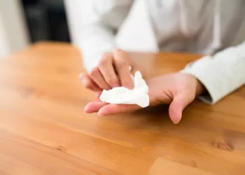 El Terlemesi Botoksu Gerçekten İşe Yarıyor mu?